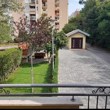 Wishing Well Apartment *